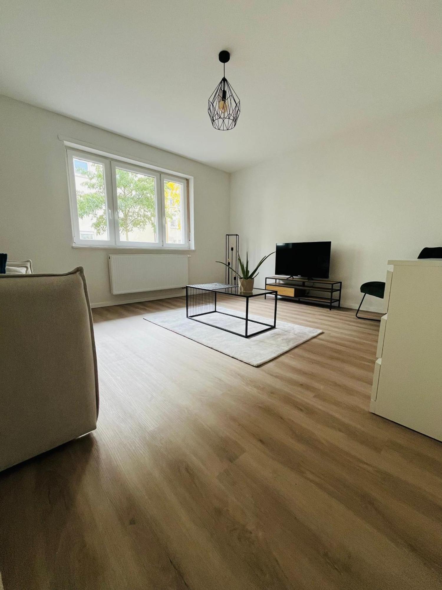 Black Forest City Apartment Mit Kostenlosem Parkplatz فرايبورغ المظهر الخارجي الصورة