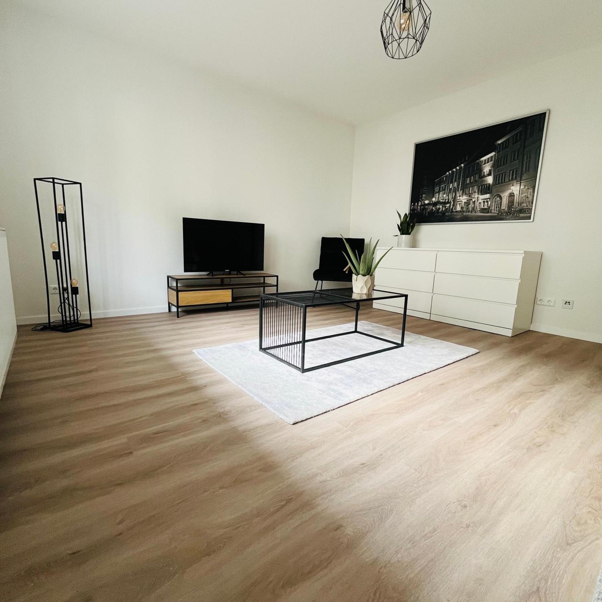 Black Forest City Apartment Mit Kostenlosem Parkplatz فرايبورغ المظهر الخارجي الصورة