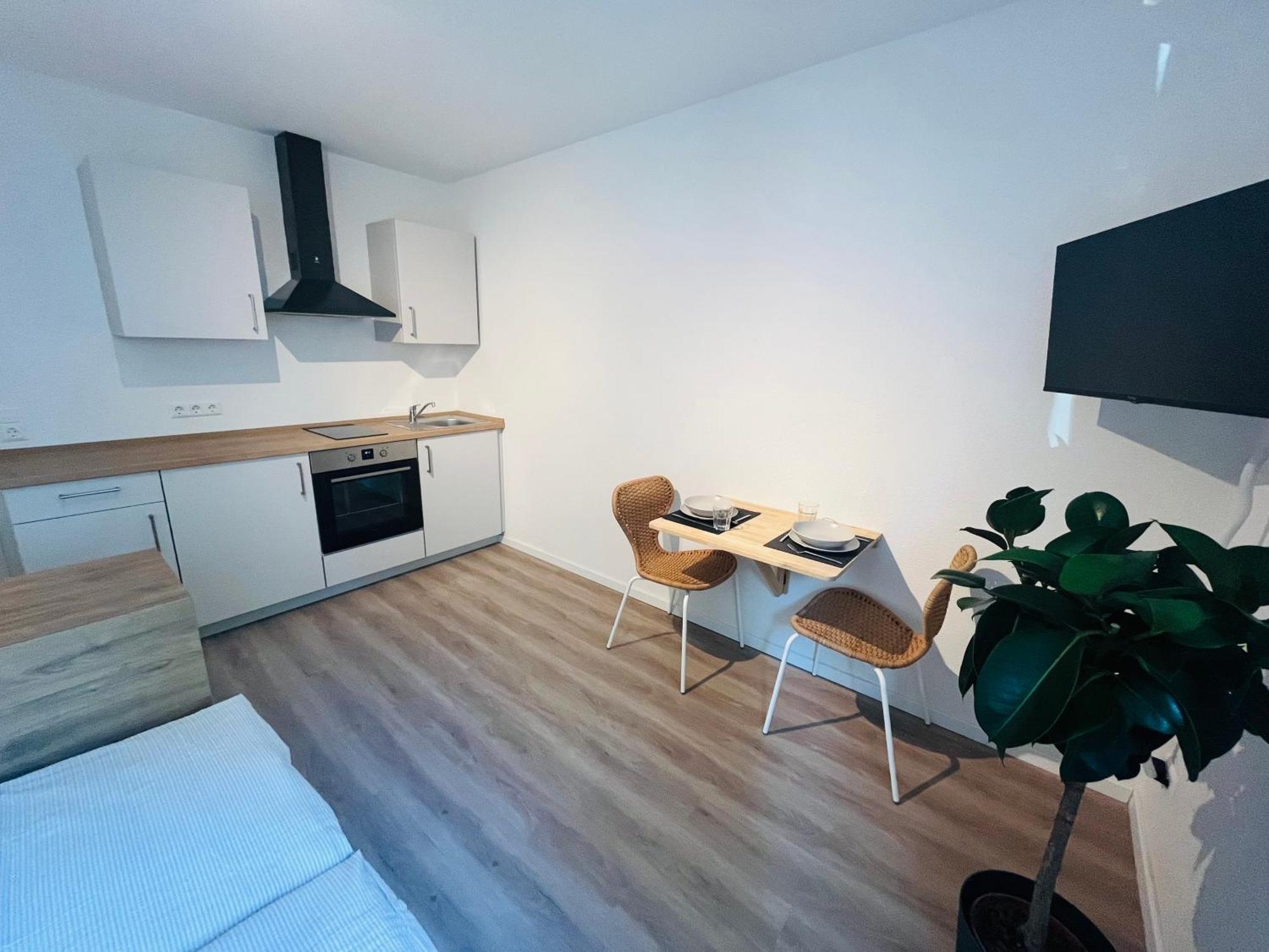 Black Forest City Apartment Mit Kostenlosem Parkplatz فرايبورغ المظهر الخارجي الصورة